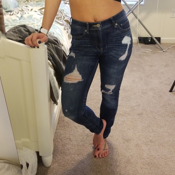 Express Distressed Jeans - Picture 5 of 7